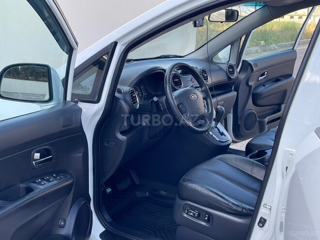 Kia Carens-15