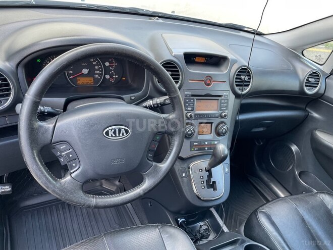 Kia Carens-20