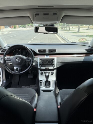 Volkswagen Passat-3
