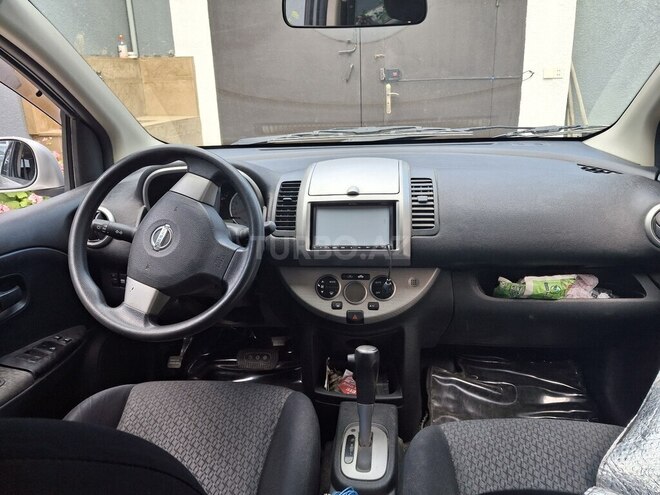 Nissan Note-3