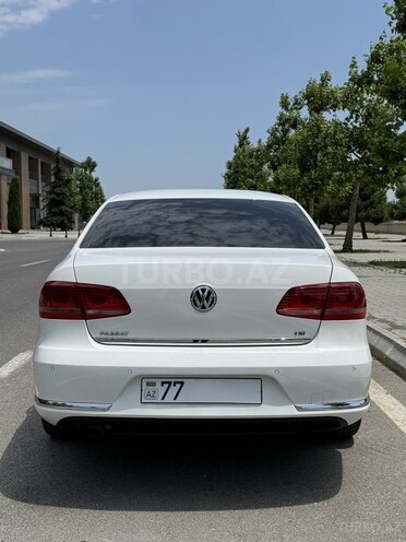 Volkswagen Passat-2