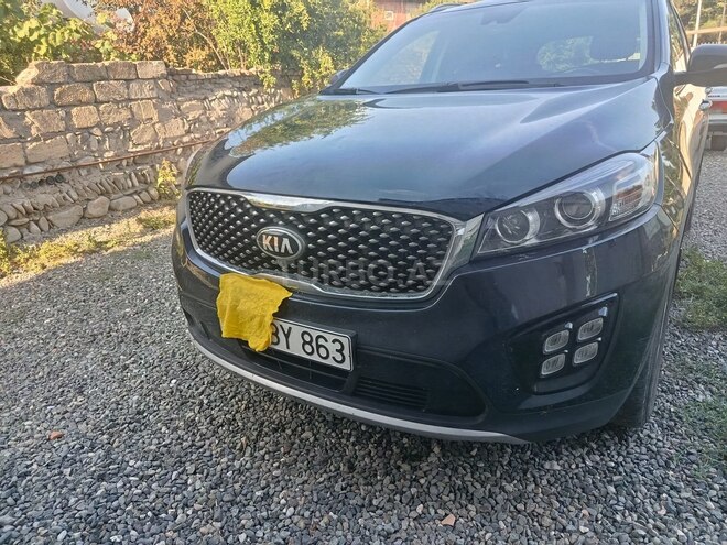 Kia Sorento-1