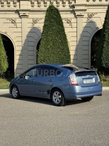 Toyota Prius-9