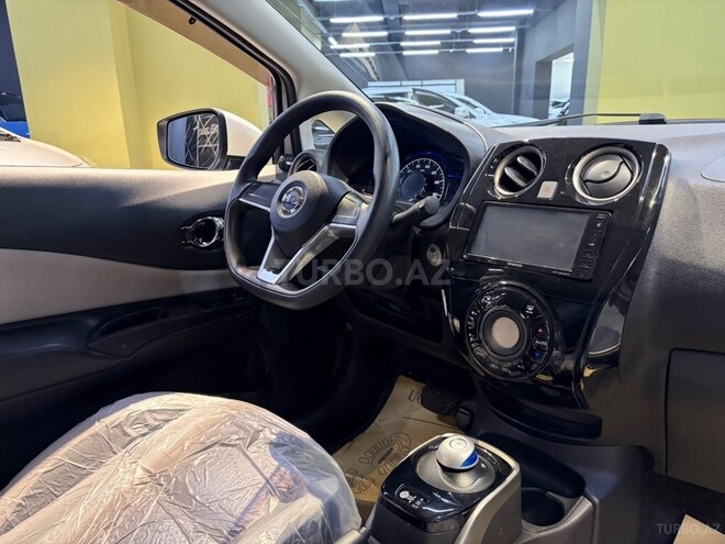 Nissan Note-14