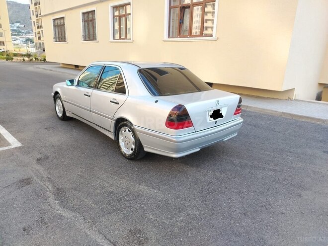Mercedes C 200-5