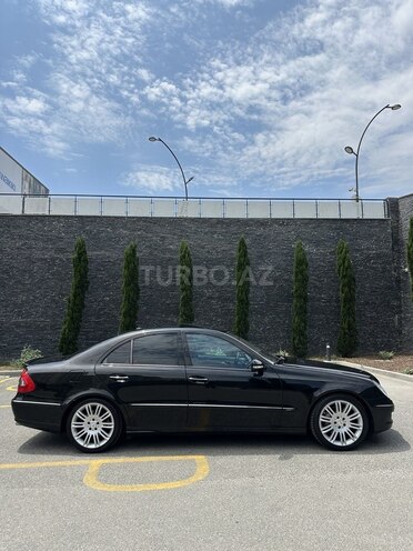 Mercedes E 220-4
