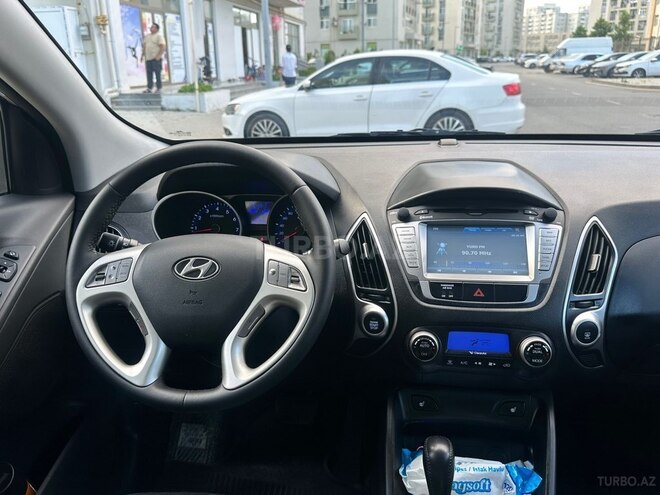 Hyundai ix35-11
