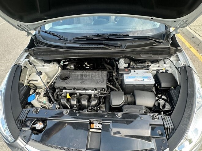 Hyundai ix35-17