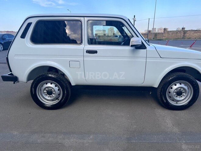 LADA (VAZ) Niva-5