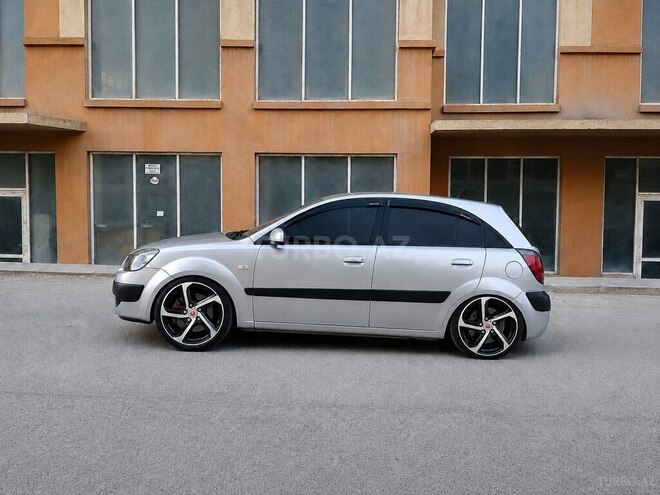 Kia Rio-3