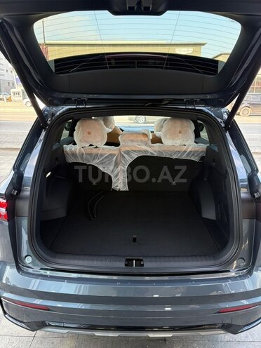 Geely Monjaro-10
