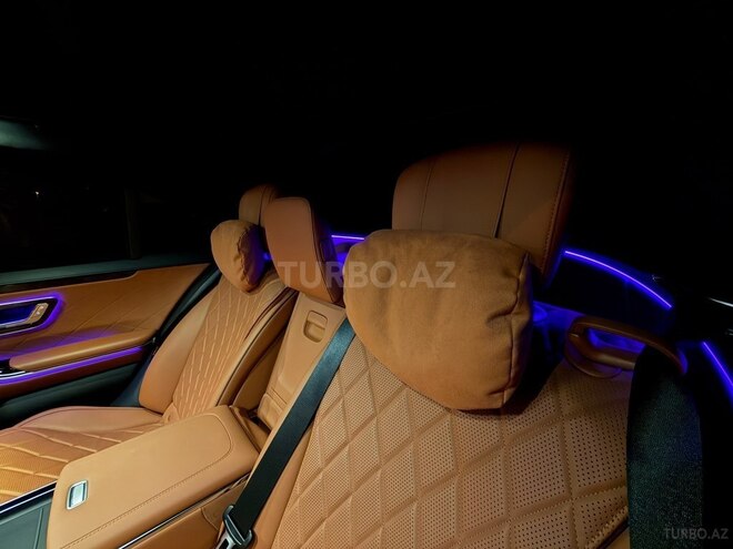 Mercedes S 500 4MATIC-13
