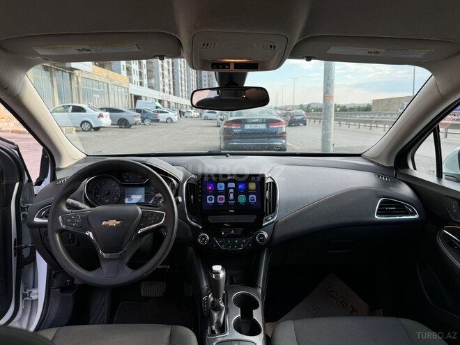 Chevrolet Cruze-8