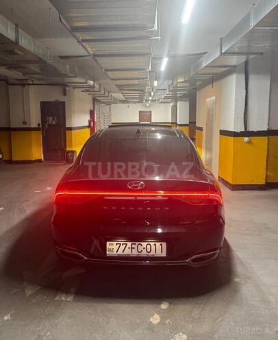 Hyundai Grandeur-5