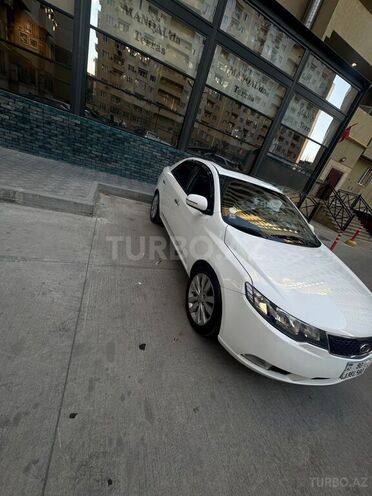 Kia Cerato-9