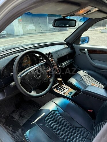 Mercedes C 230-7