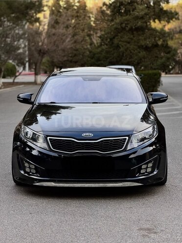 Kia K5-1