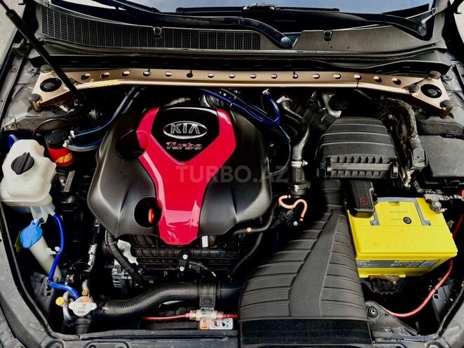 Kia K5-10