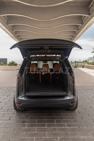 Land Rover Discovery-11