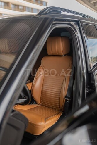 Land Rover Discovery-18
