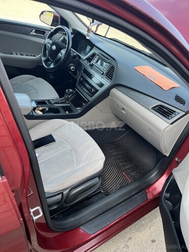 Hyundai Sonata-9