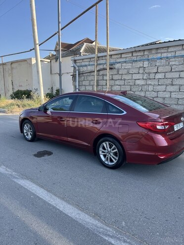 Hyundai Sonata-5