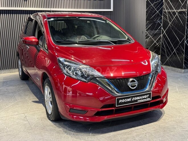 Nissan Note-8