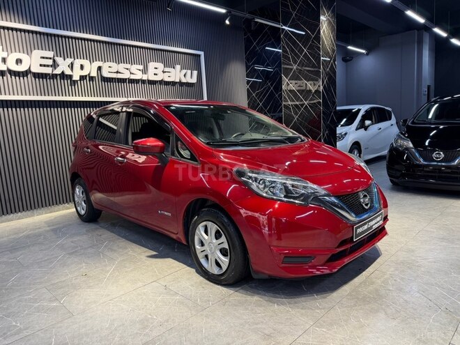 Nissan Note-9