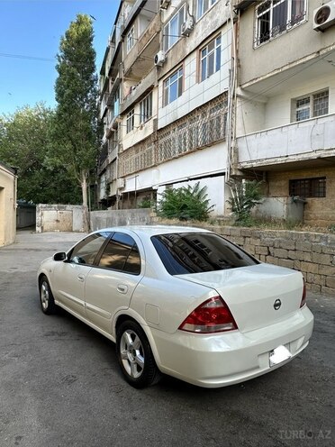Nissan Sunny-6