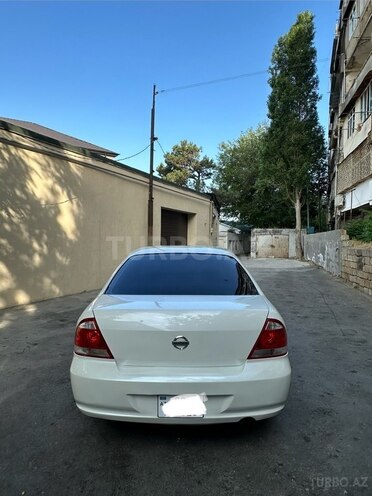Nissan Sunny-4