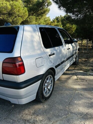 Volkswagen Golf-6