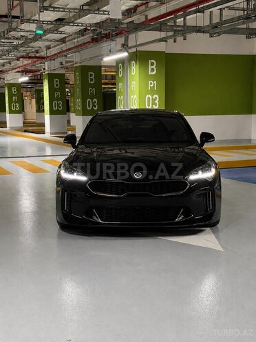 Kia Stinger-1