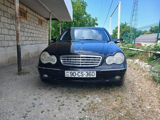 Mercedes C 200-1