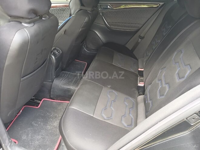 Mercedes C 200-9