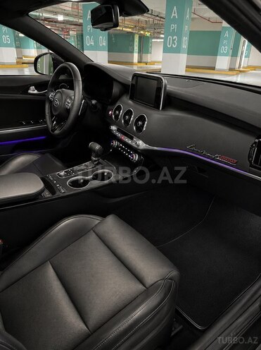 Kia Stinger-9