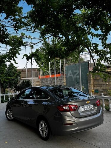 Chevrolet Cruze-4