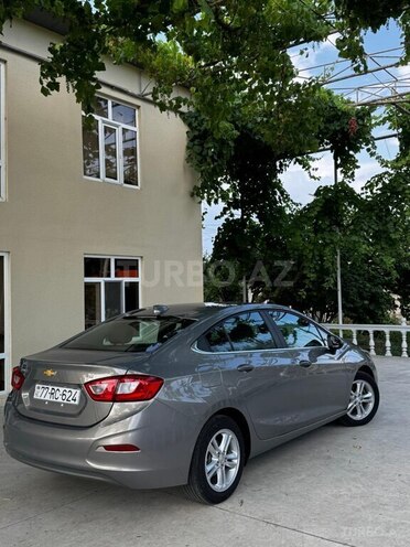 Chevrolet Cruze-5