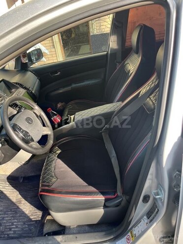 Toyota Prius-5