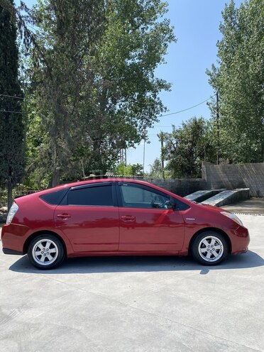 Toyota Prius-9