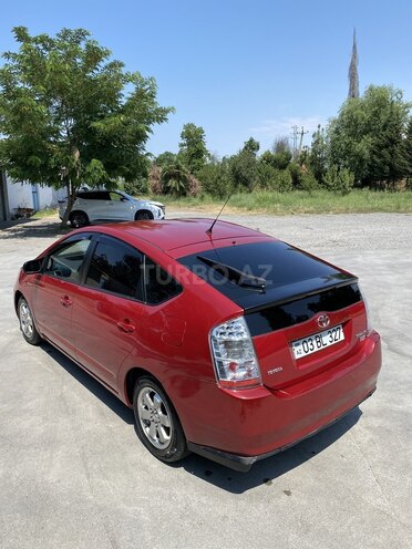 Toyota Prius-3