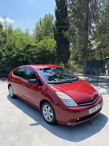 Toyota Prius-10