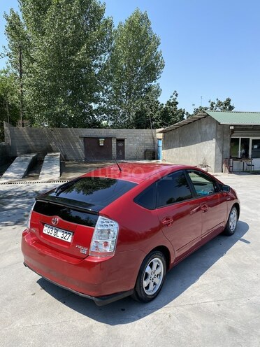 Toyota Prius-7