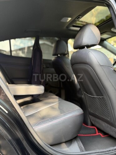 Hyundai Elantra-10