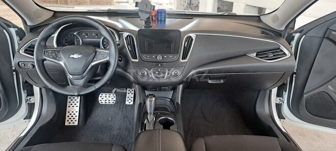 Chevrolet Malibu-18