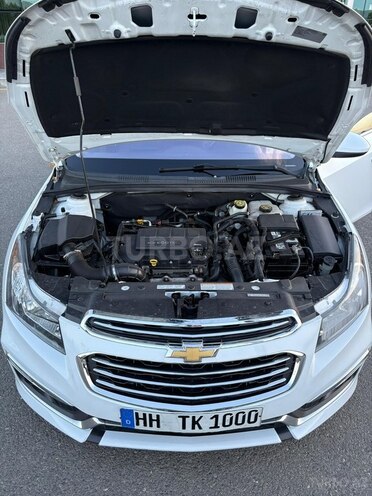 Chevrolet Cruze-13