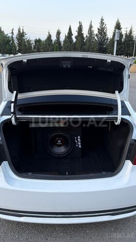 Chevrolet Cruze-12