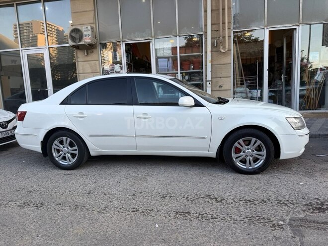 Hyundai Sonata-10