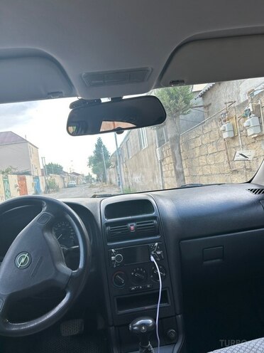 Opel Astra-3