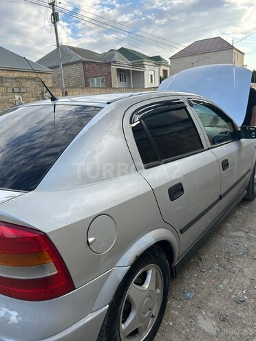 Opel Astra-9