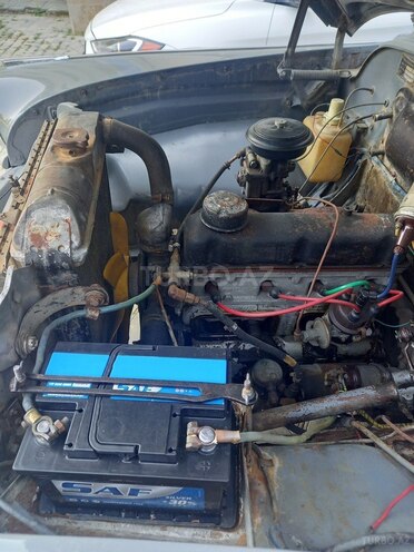 GAZ 21 "Volga"-8